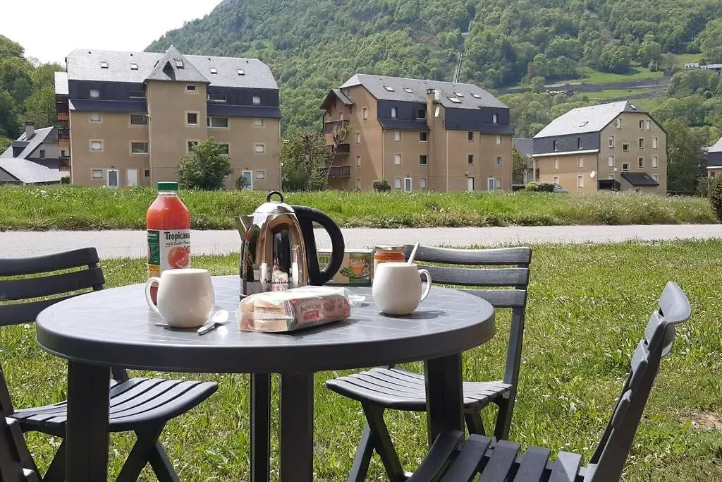 Apartment Rez De Jardin Calme St Lary Proche Telecabine Saint-Lary-Soulan France
